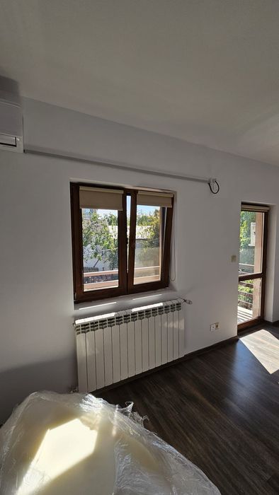 Inchiriez spatiu comercial la  in centru