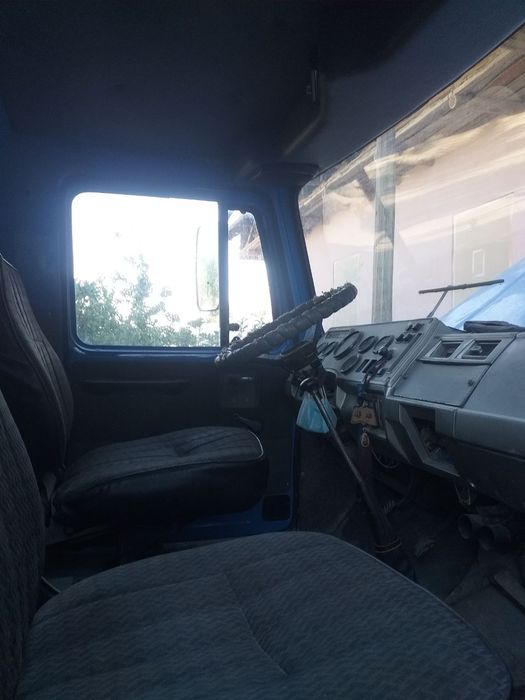 ГАЗ 53 сотилади.