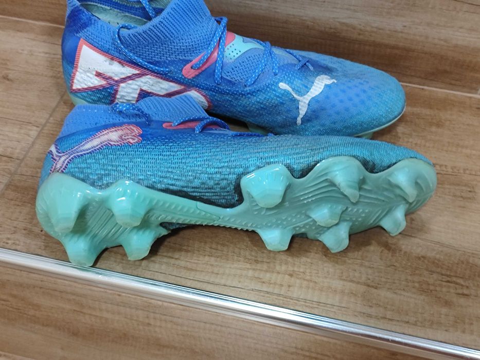 Футболни бутонки