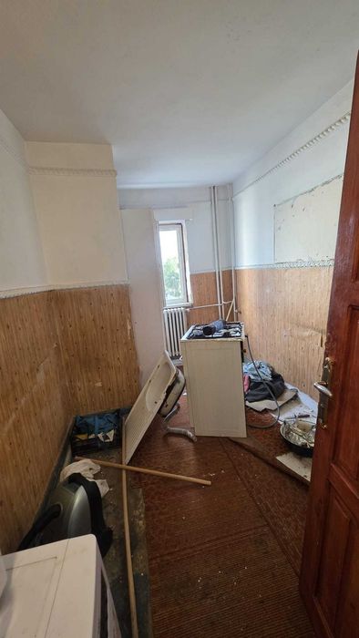 3 camere decomandat, 61 mp, etaj 2/4, langa ITM Botoșani