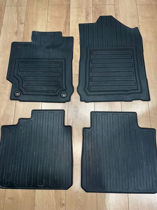 Полики коврики на тайота камри 50 Toyota Camry 50