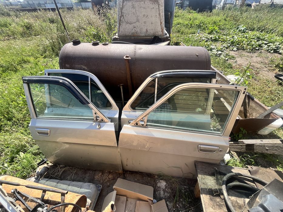 продам запчасти на волгу