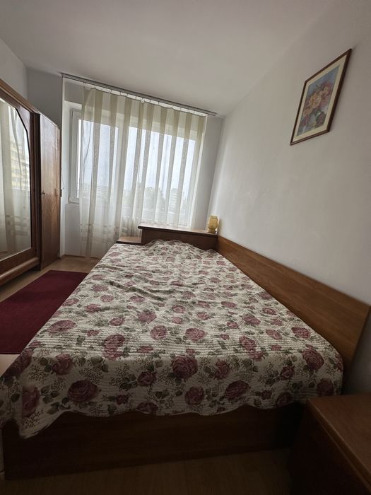 Mobilier dormitor din lemn de lămâi – dulap, pat, oglindă și bufet