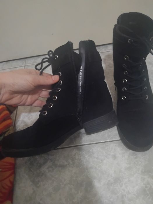 Велурени дамски боти р-р 37