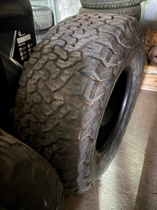 Продам шины 315 70 R17