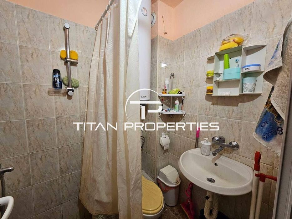 Продава се Двустаен апартамент в Варна, ХЕИ - 65 кв.м за 2462 €/кв.м - Снимка #5