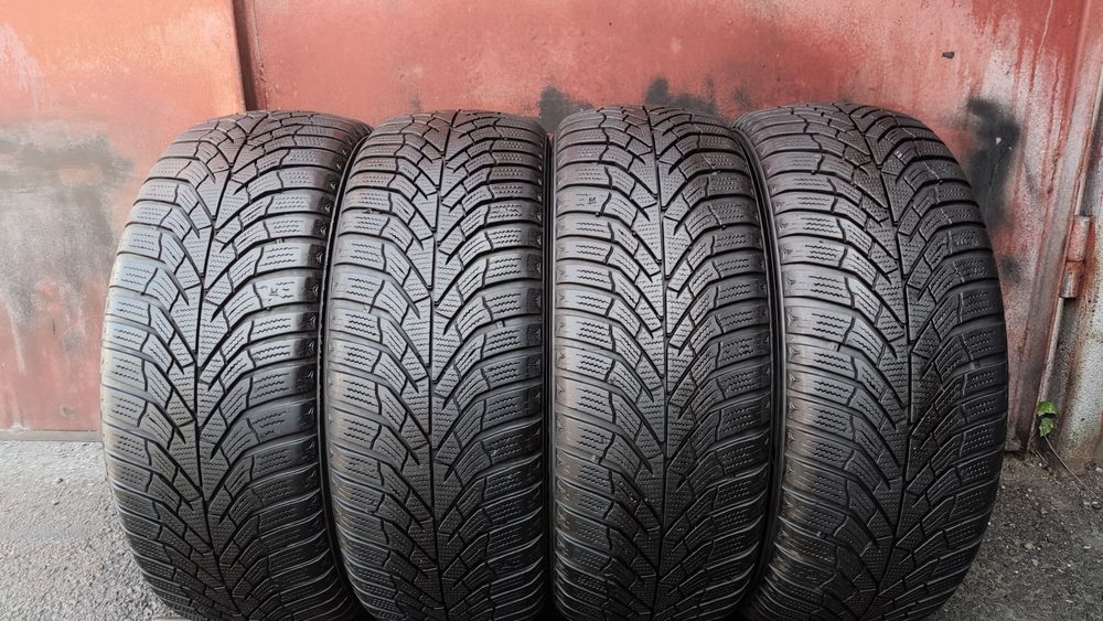 4бр. зимни гуми 205/55/16 Kumho Winter Craft WP52
dot23