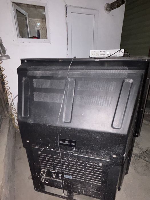 Продам телевизор