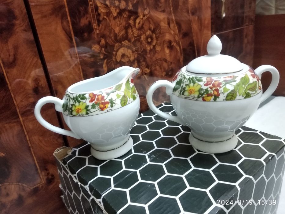 CHayni serviz yaponskiy