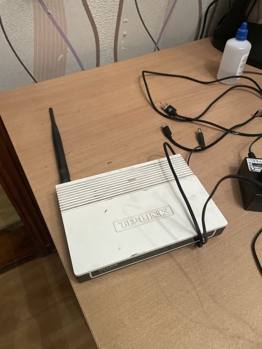 Процессор  Microlab б/у не рабочий, монитор, роутор