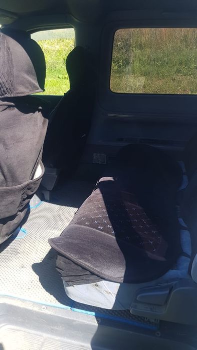 Автомобиль Toyota Noah