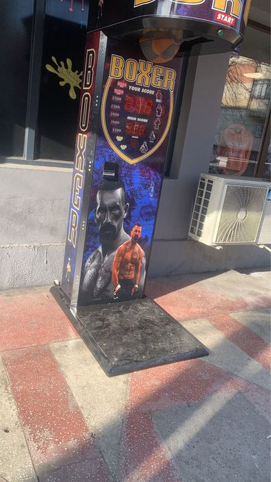 Aparat dat cu pumnul