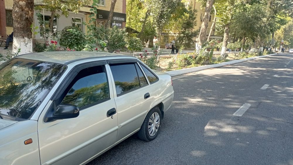 Нехиа 2 донс 2009йил  4000$