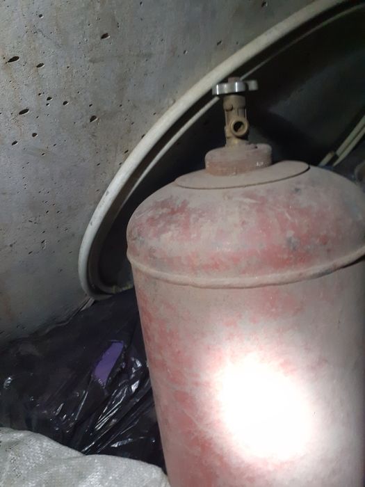 Продам газбалон цена 11тысяч тенге