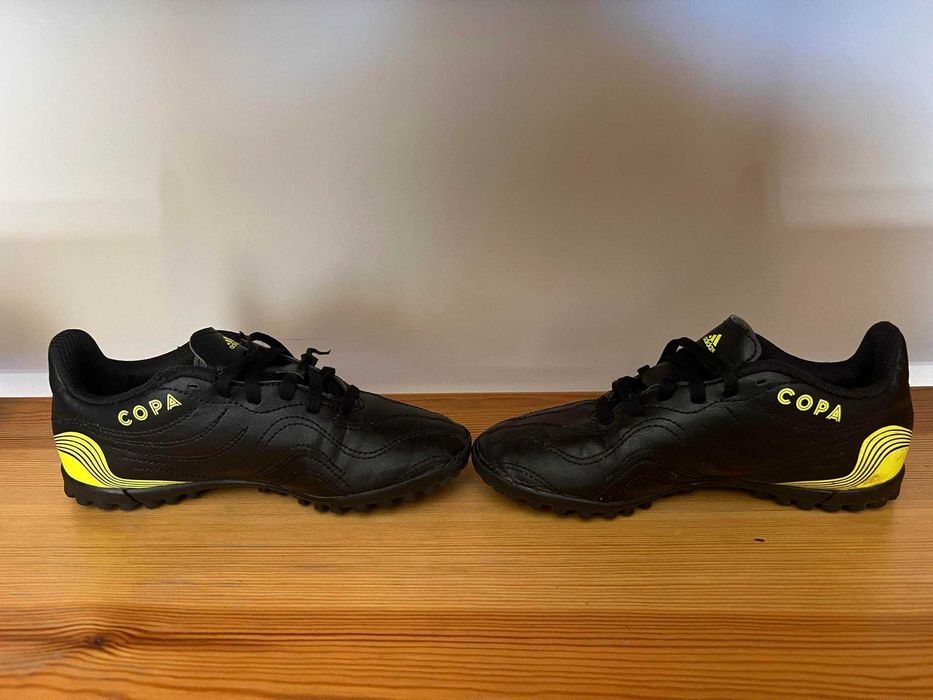 Детски Футболни Стоношки Adidas "Copa" (33 номер / UK:1)