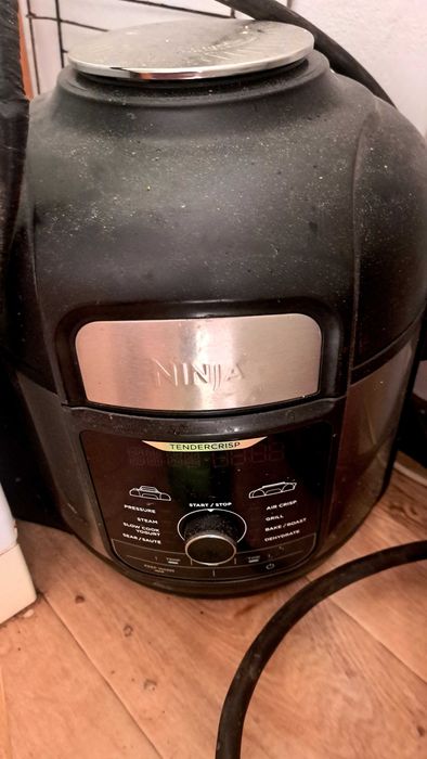 Мултикукър Ninja