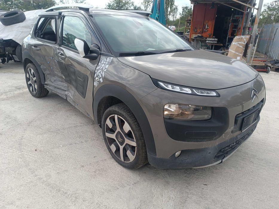 Ситроен Ц4 кактус / Citroen C4 Cactus 1,6 HDI -  на части