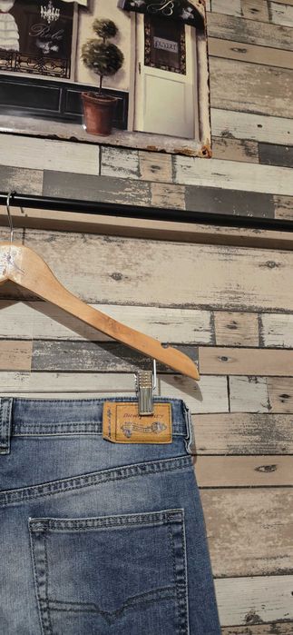 Diesel W/32-мъжки дънки (х-815)