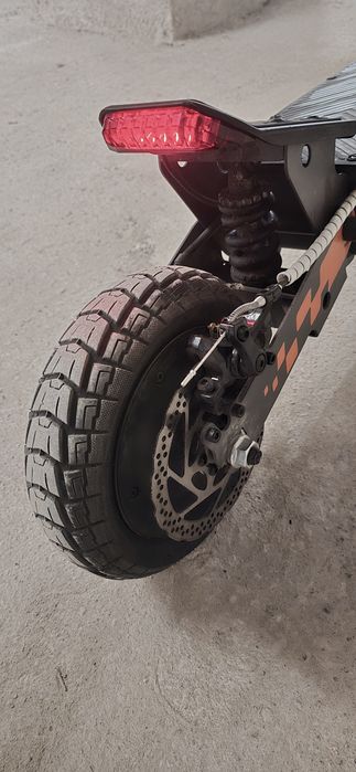 Електрическа тротинетка KUKIRIN G2 2025
