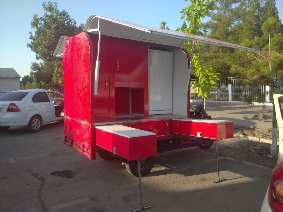 Мотороллер для уличной торговли