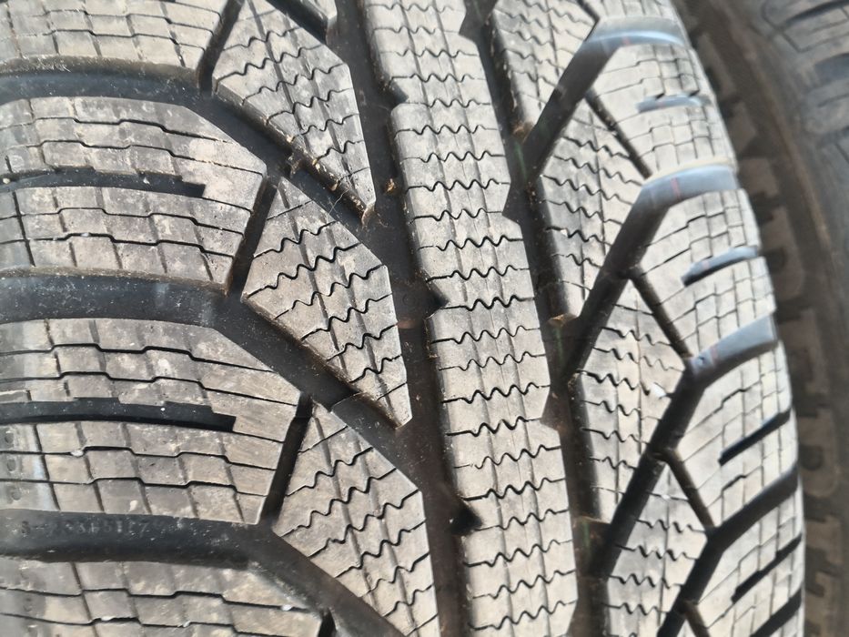 215 60 17 цола гуми simperit