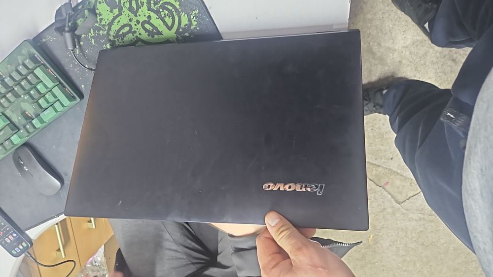 Продам Ноутбук Lenova