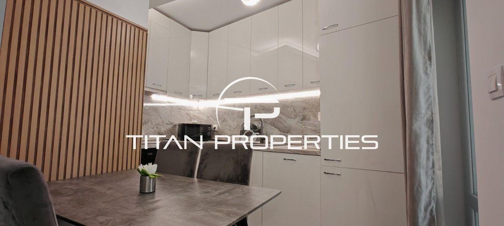 Дава се под наем Тристаен апартамент в Пловдив, Център - 119 кв.м за 797.64 € - Снимка #4