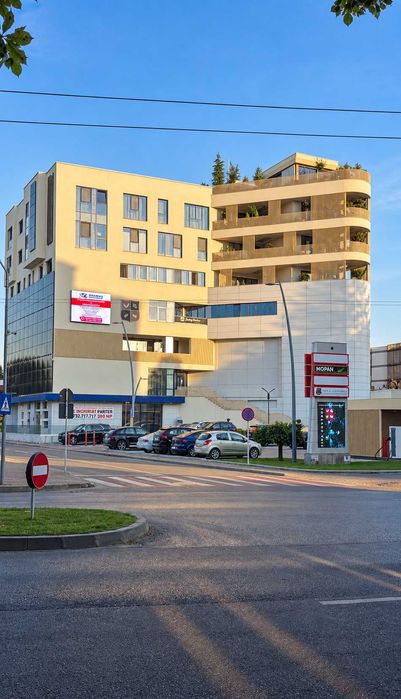 Spațiu Comercial de Închiriat – 370 mp – Ultracentral | Posibilitate Compartimentare – Spații de la 50 mp