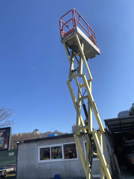 Nacela electrica  JLG - înălțime lucru 8 m - stare foarte bună