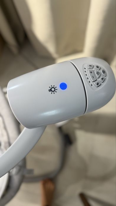 Электронный шезлонг Joie.