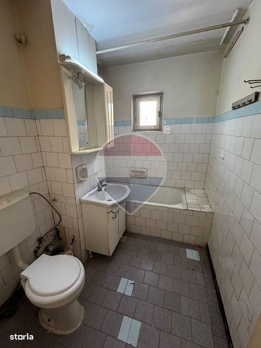 2 decomandate, etaj 2/4, Rovine, zero comision, gata de mutare