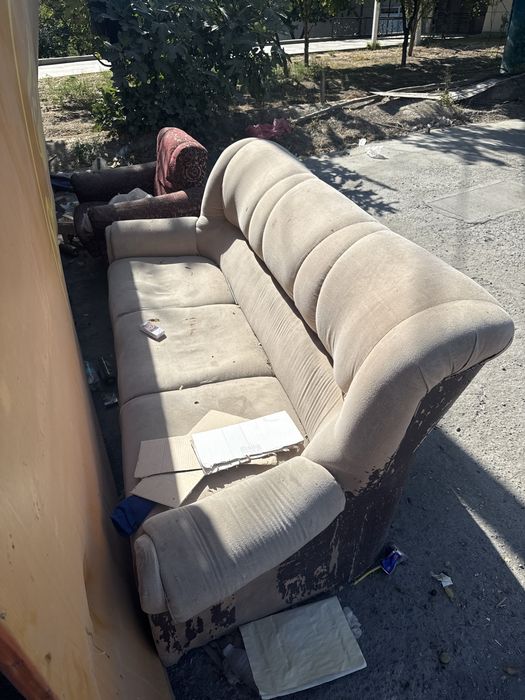 Divan Kreslo tekin opketsela boldi