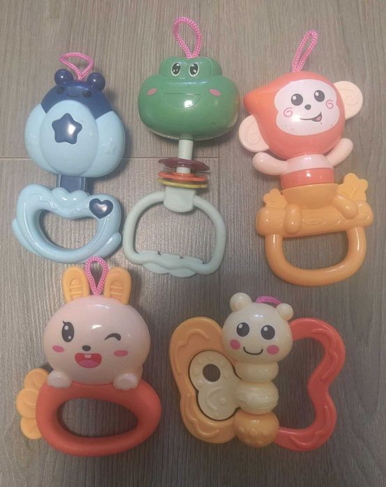 carusel muzical bebelusi cu telecomanda