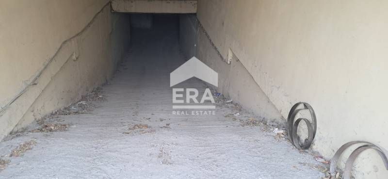 Продава се Гараж / Паркомясто в Варна, Трошево - 17 кв.м за 765 €/кв.м - Снимка #1