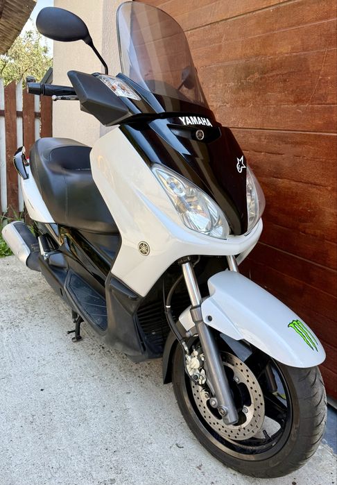 XMax   250 yamaha