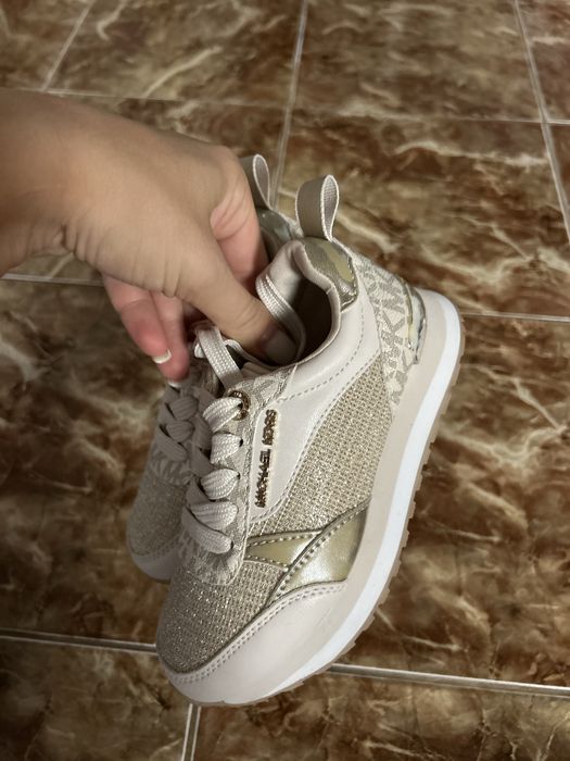Adidasi Michael Kors ,marimea 30