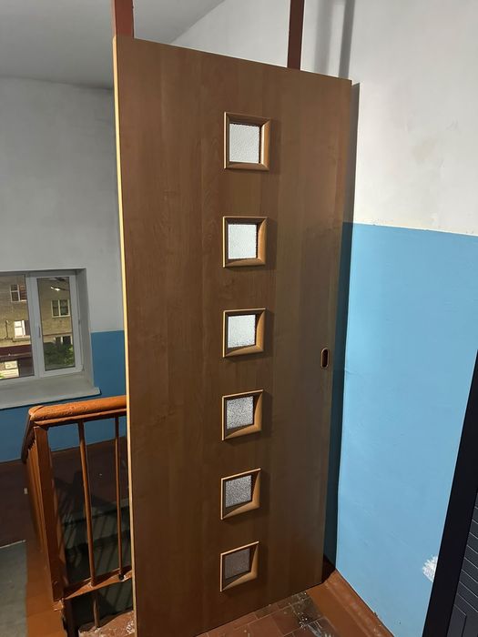 Продам межкомнатные дверь