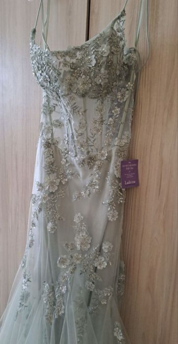 Бална рокля зелена