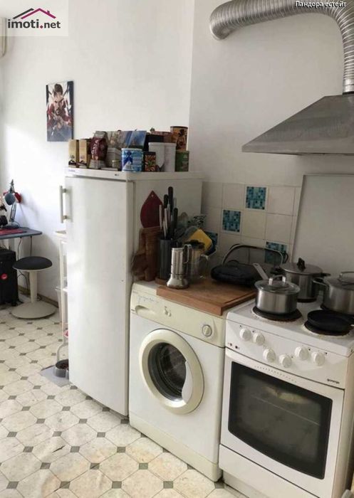 Продава се Едностаен апартамент в София, Изток - 46 кв.м за 2392 €/кв.м - Снимка #3