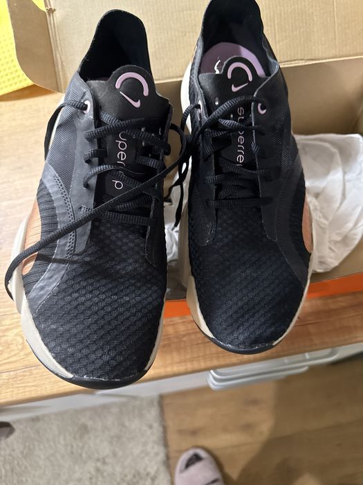 Дамски маратонки найк Nike swoosh