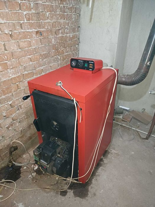 Отоплителен котел Viadruss 22 с нафтoва горелка Lamborghini