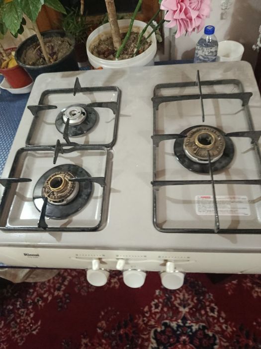 Gaz plata sotiladi Made in Korea b/u holati yaxshi