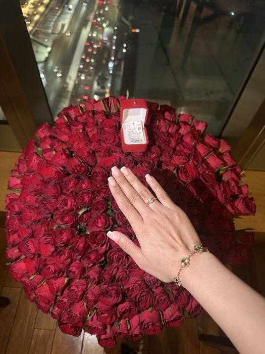 Местные розы 201 штук