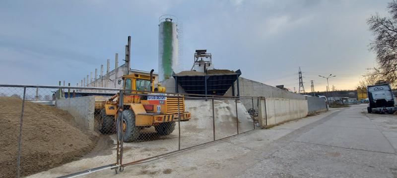 Продава се Склад в Плевен, Индустриална зона - 850 кв.м за 218 €/кв.м - Снимка #1