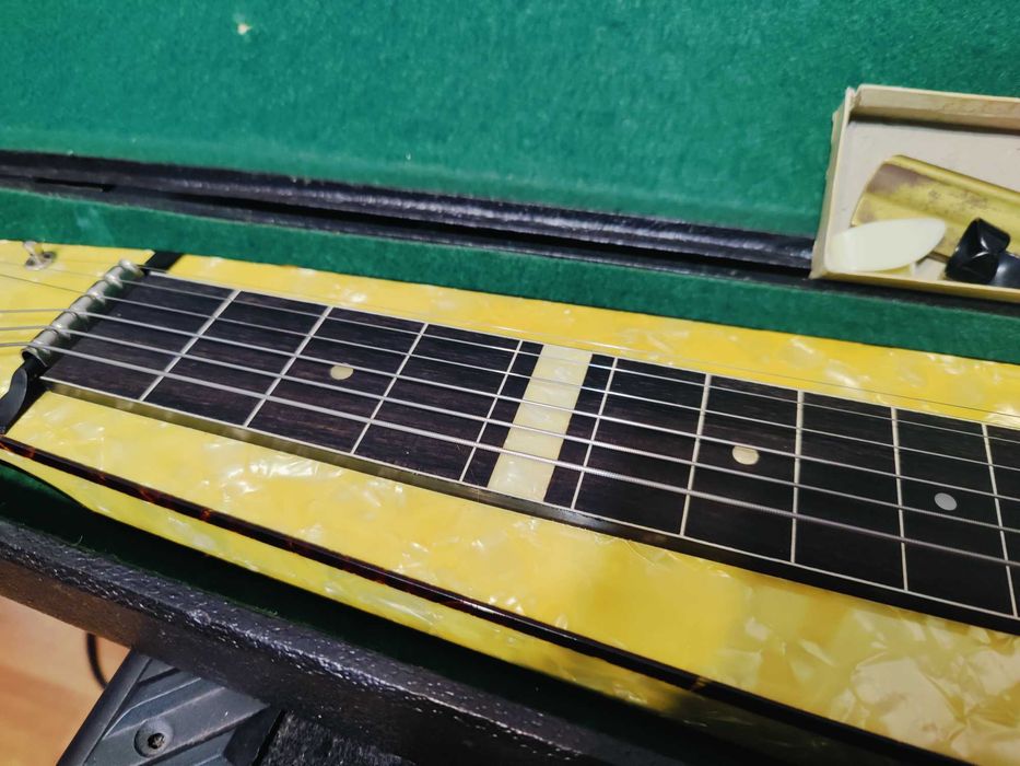 Chitara Hofner Hawaiian Artist 115 Slide Guitar, anii 60