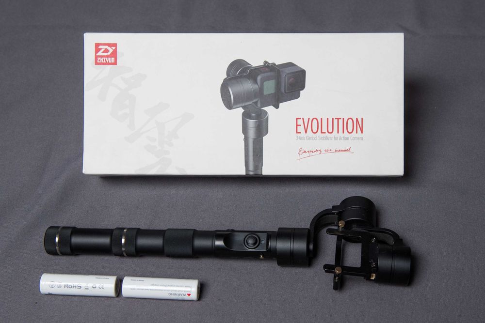 Трёхосевой стабилизатор для экшн камеры