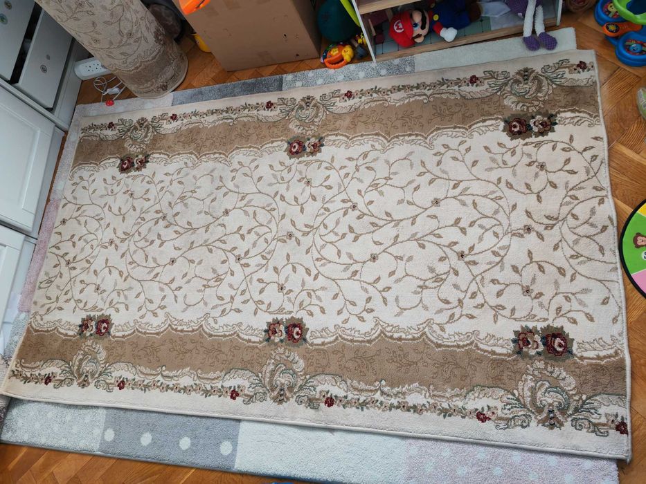 Vand urgent covor-traversa crem