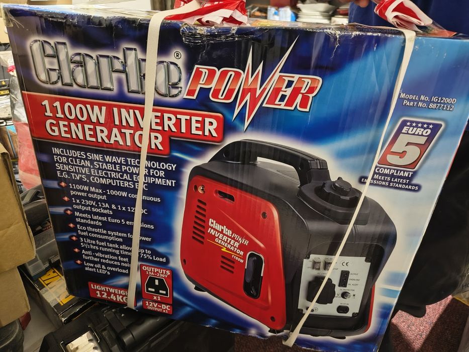 Generator pe benzina invertor Clarke Power IG1100 – 1100W