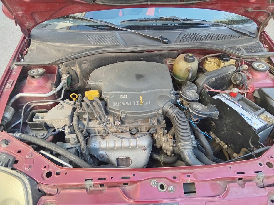 RENAULT Clio 2001 — imagine 4