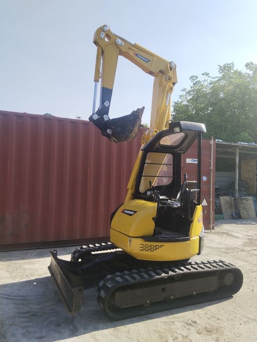 Мини экскаватор Yanmar B3X